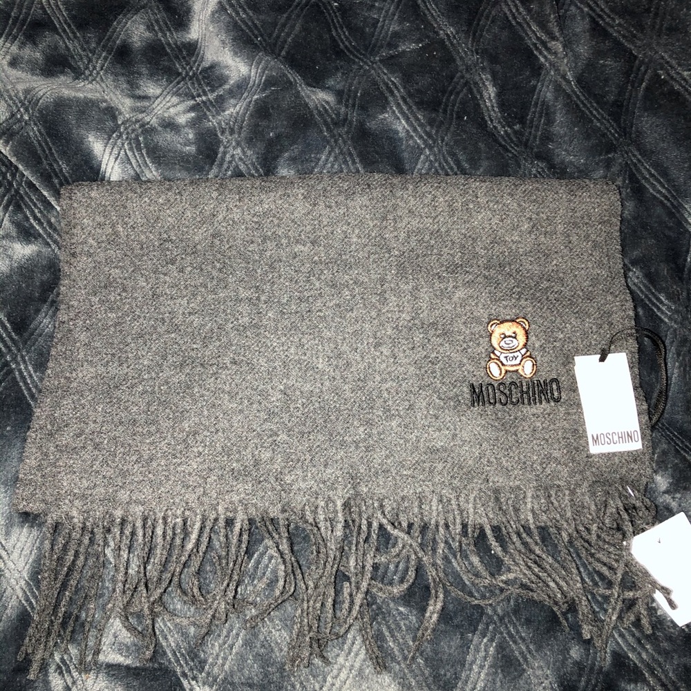 Moschino scarf Charcoal Gray